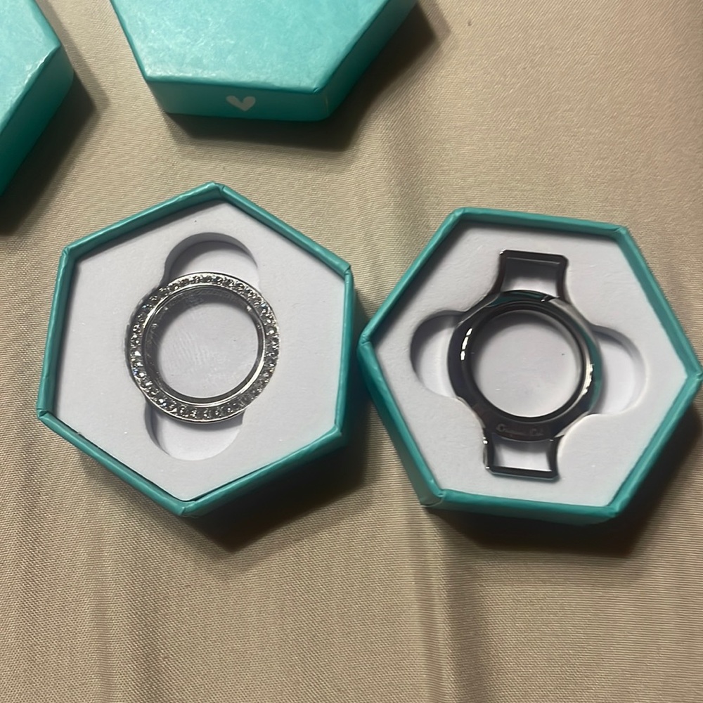 Set of 2 origami owl